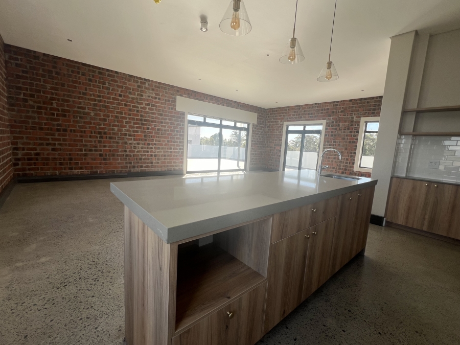 To Let Commercial Property for Rent in Paardevlei Western Cape